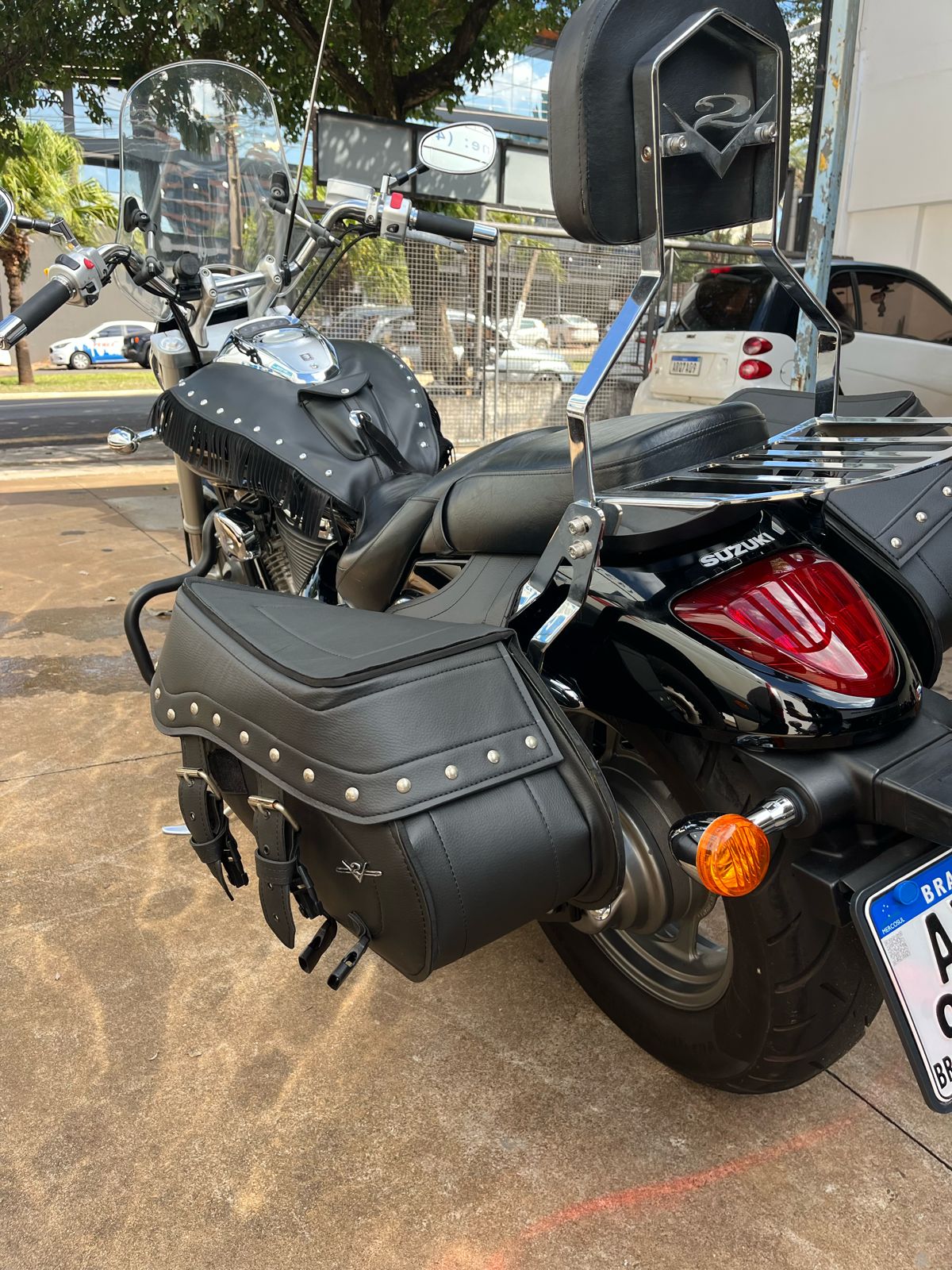 SUZUKI BOULEVARD M800 2013/14 COM 60300 KM