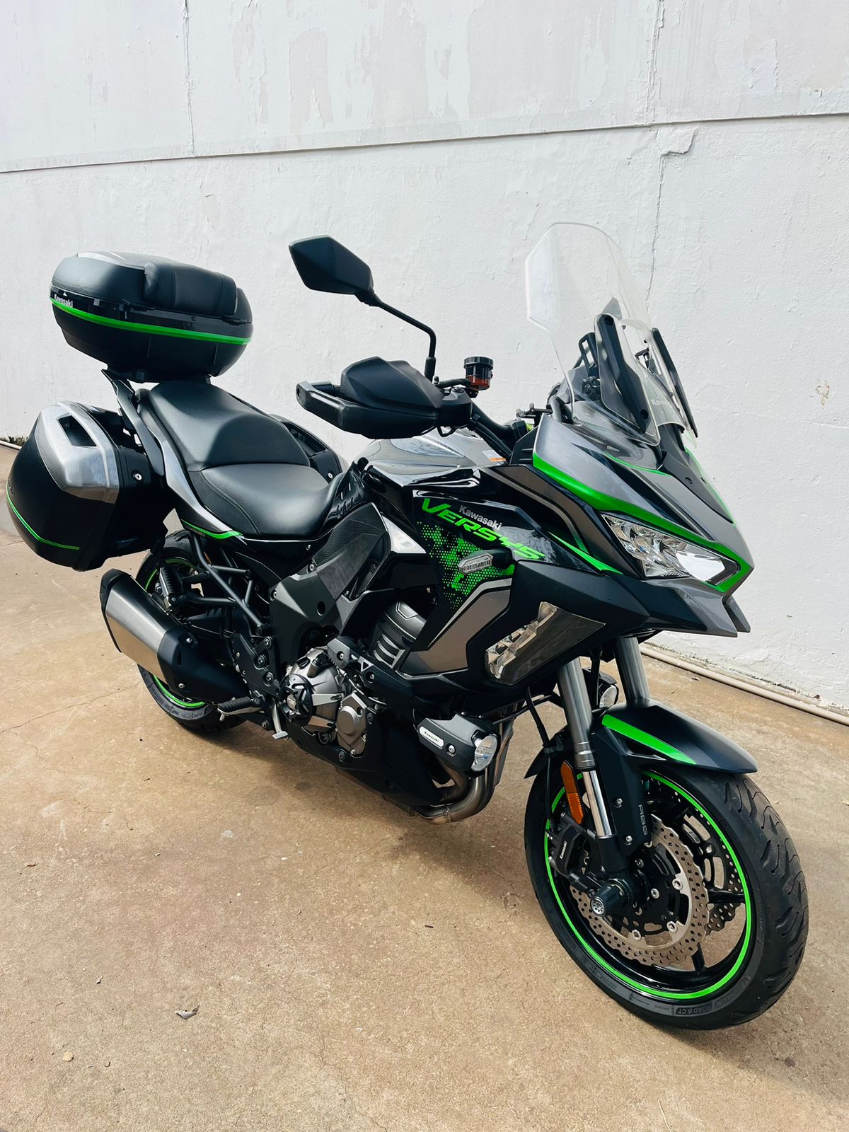 KAWASAKI VERSYS 1000 GRAND TOURER 2022 COM APENAS 24750 KM