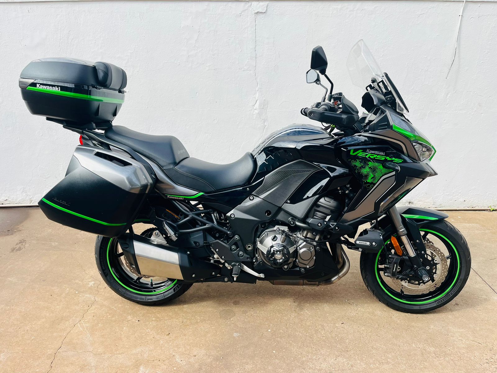 KAWASAKI VERSYS 1000 GRAND TOURER 2022 COM APENAS 24750 KM