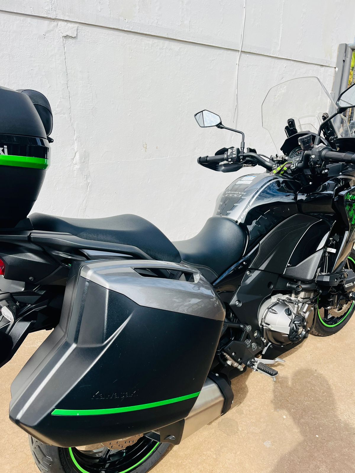 KAWASAKI VERSYS 1000 GRAND TOURER 2022 COM APENAS 24750 KM