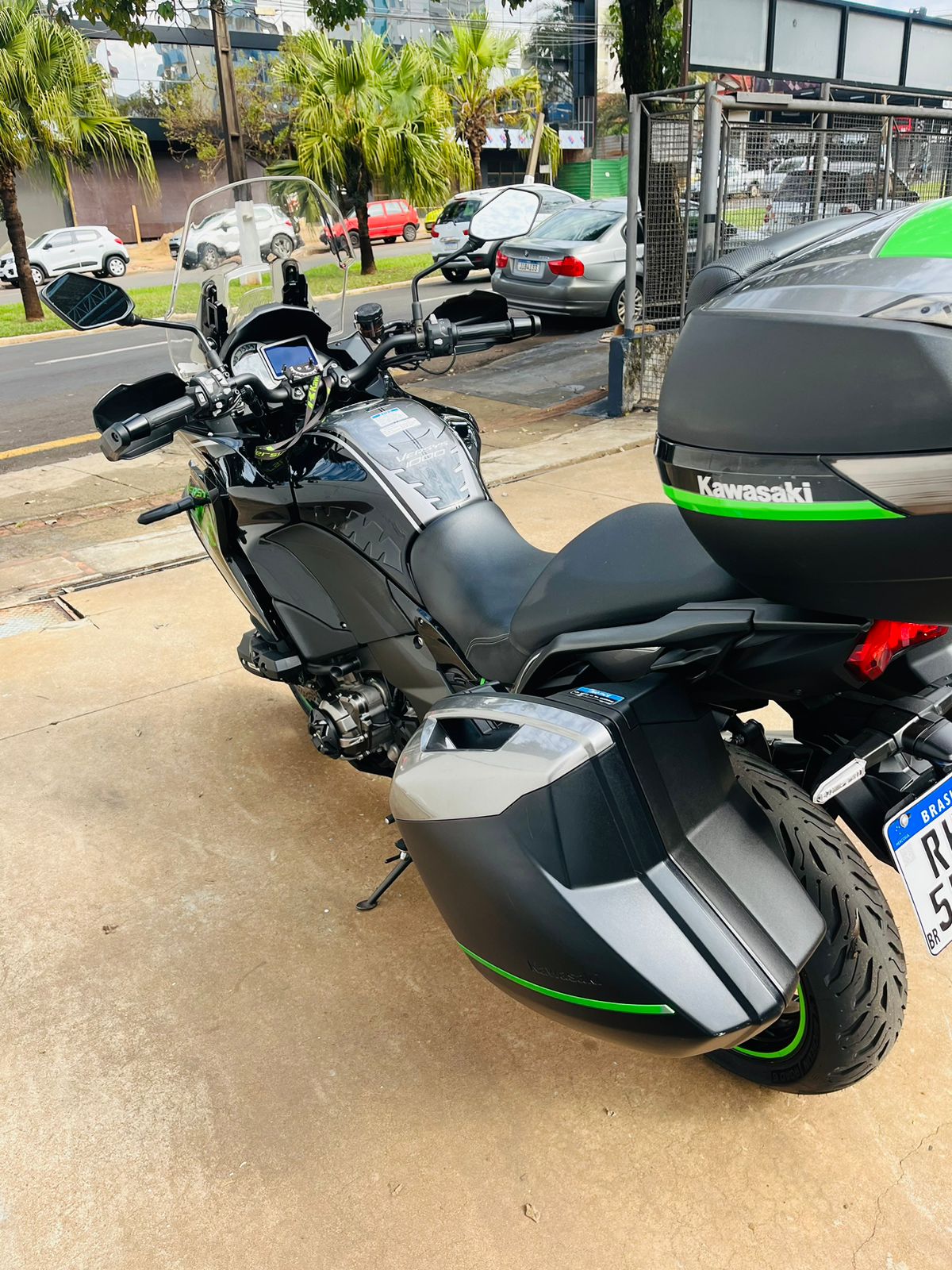 KAWASAKI VERSYS 1000 GRAND TOURER 2022 COM APENAS 24750 KM