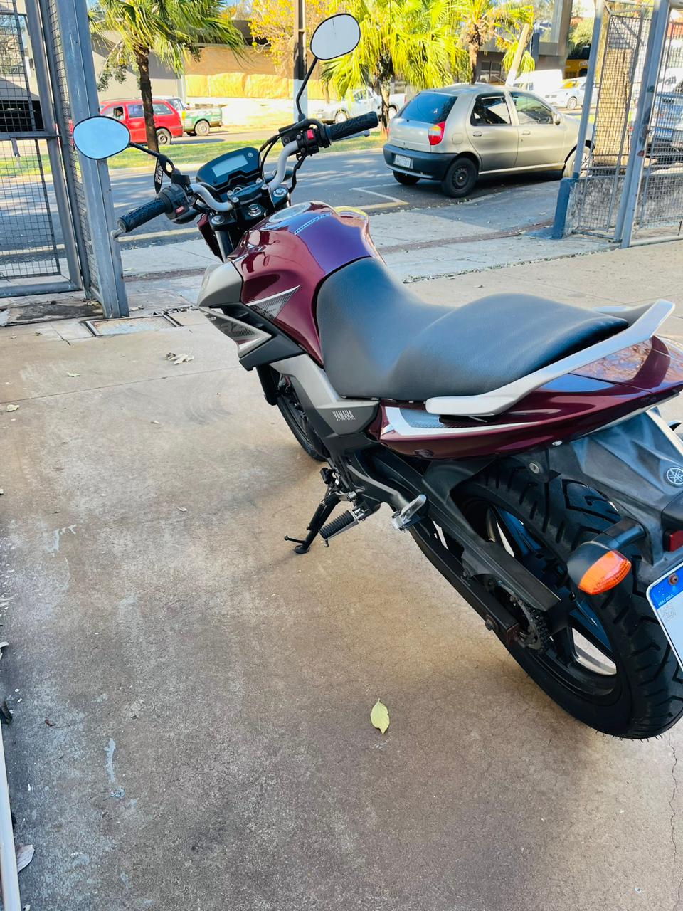 YAMAHA YS250 FAZER 2016/17 COM 74940KM