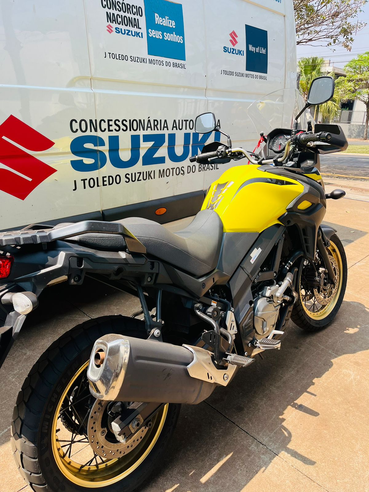 SUZUKI V-STROM 650 XT 2020 AMARELA COM 31900 KM