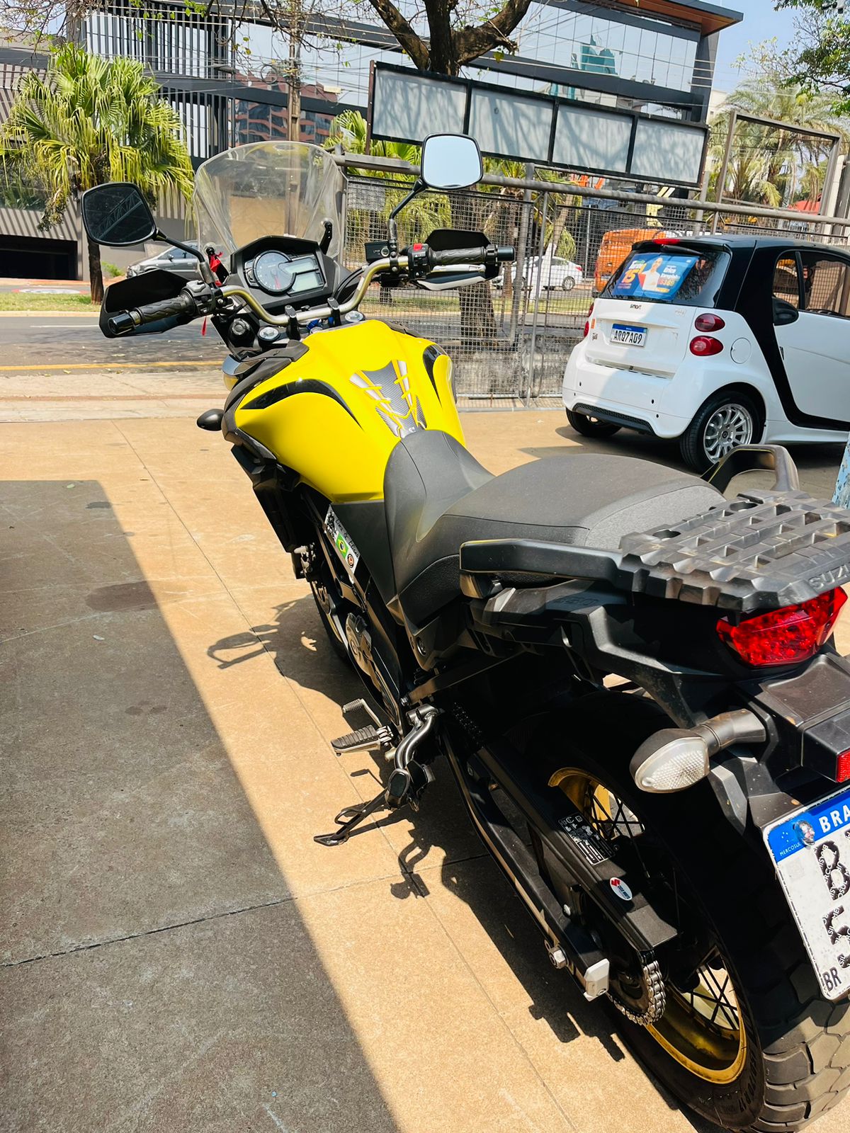 SUZUKI V-STROM 650 XT 2020 AMARELA COM 31900 KM